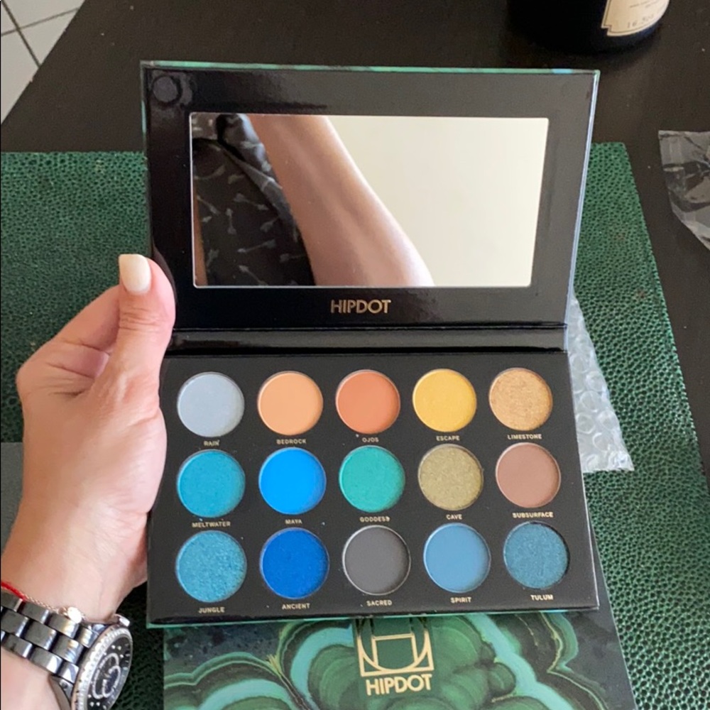 HIPDOT-New CENOTE Vegan PRESSED EYESHADOW PALETTE